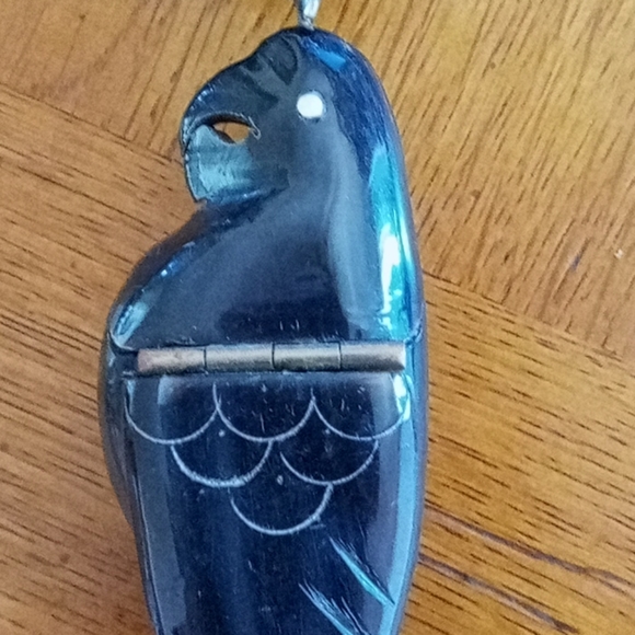 Carved Parrot Necklace with Hinged Compartment - Picture 7 of 9